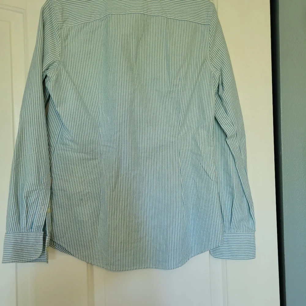 Shirt - Picture 2 of 3